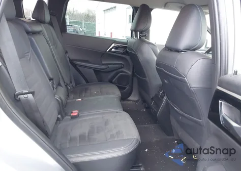 2023 Mitsubishi Outlander Se 2.5 S-Awc z USA, uszkodzony, nr VIN JA4J4UA85PZ011841